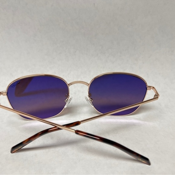 Quay Australia Jezabell Oversized Round Sunglasses Gold Purple Ombré - Picture 7 of 8